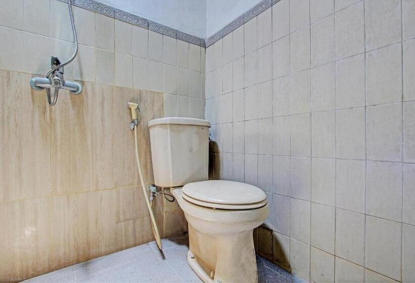Трежместный Номер Economy, Spot On 93182 Hotel Jaya Kusuma