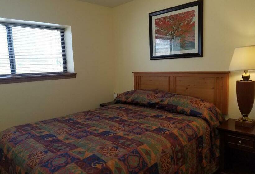 带2个卧室的套房, Amber S Inn & Suites