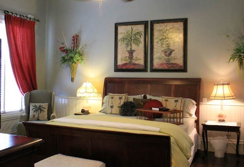 Люкс Вид на Сад, Grand Magnolia Ballroom & Suites