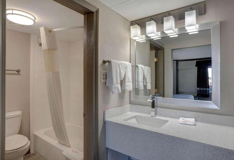 스위트 킹사이즈 침대, Motel 6 Burlington