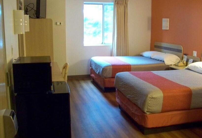 Четырехместный Номер Стандарт, Motel 6 Sidney, Ne