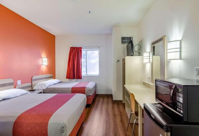 장애인을 위한 스탠다드 룸, Motel 6 Sidney, Ne