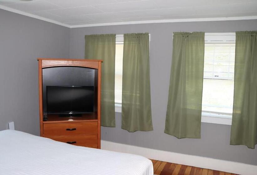 Дом 4 Спальни, Sea View Motel