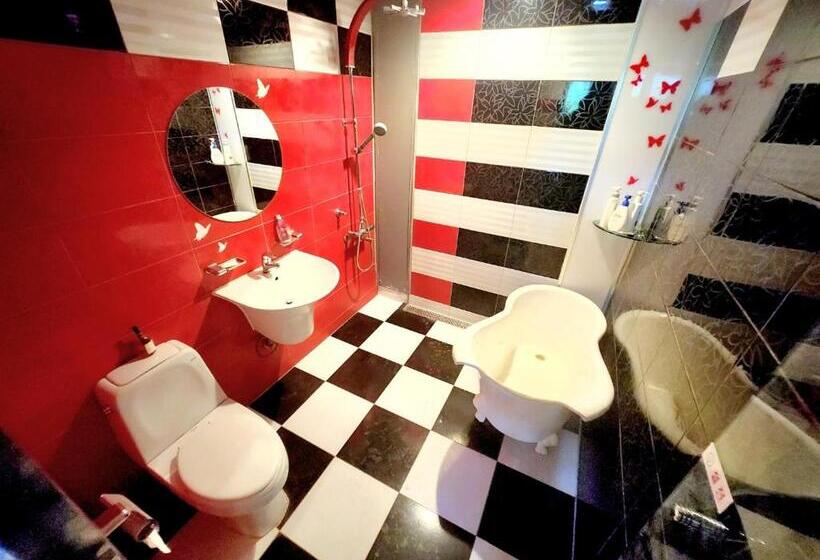 Quarto Estandar, K Highstel Jayeon