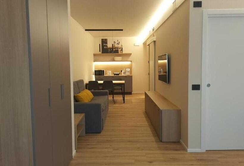 豪华房间, Fragilerooms
