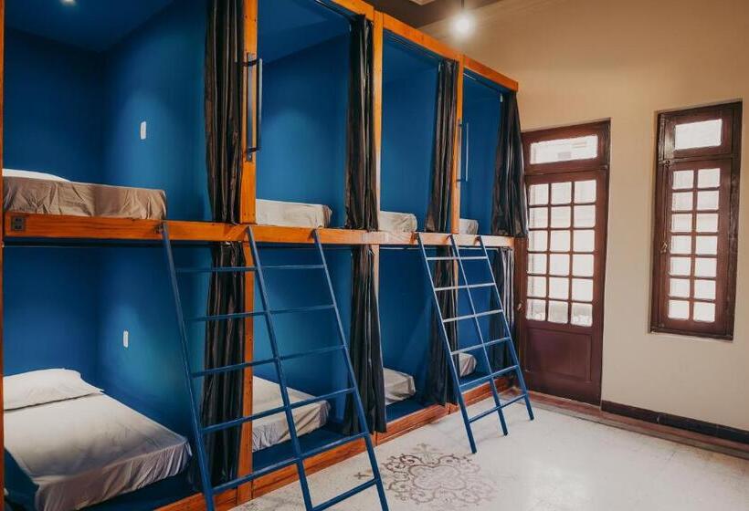 Cama em Quarto Compartilhado, Hostel Casarão Fronteira