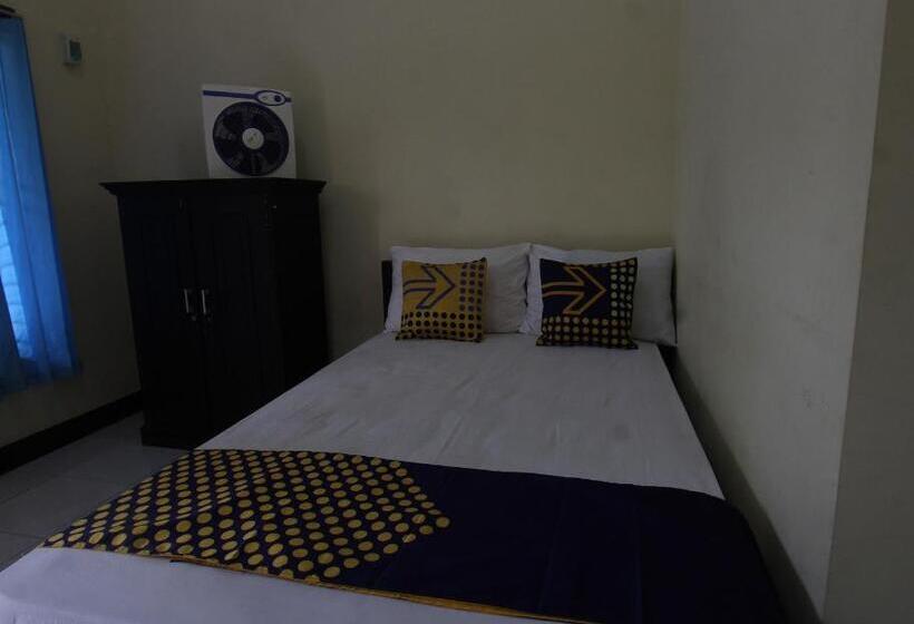 Номер Deluxe, Oyo Life 93155 Wisma Sarah
