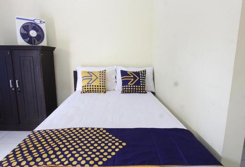 Номер Deluxe, Oyo Life 93155 Wisma Sarah