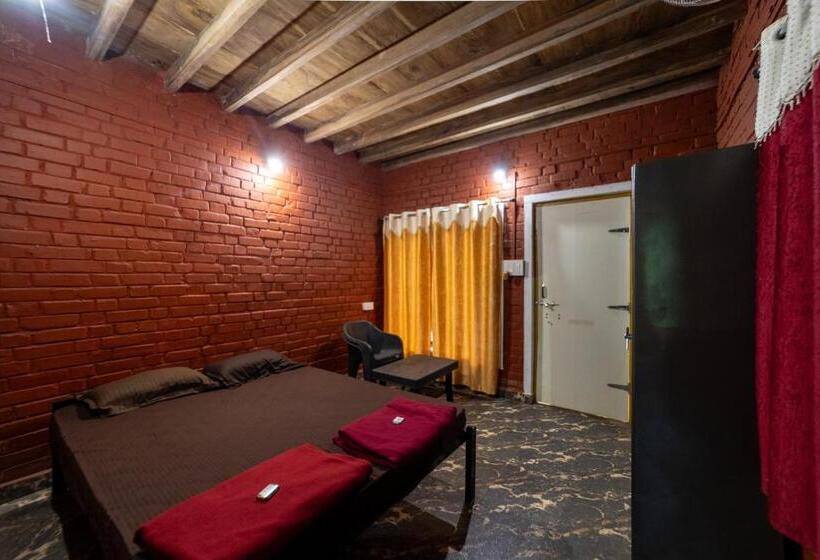 标准三人间, Uk Nature Stay
