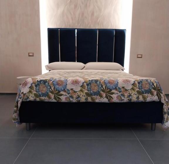 اتاق سوپریور با تخت بزرگ, Suite Al Borgo