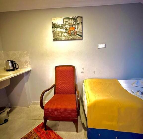 Quarto Estandar Individual, Raydon