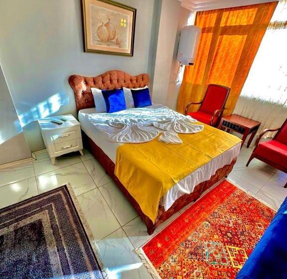 Quarto Triplo Superior, Raydon