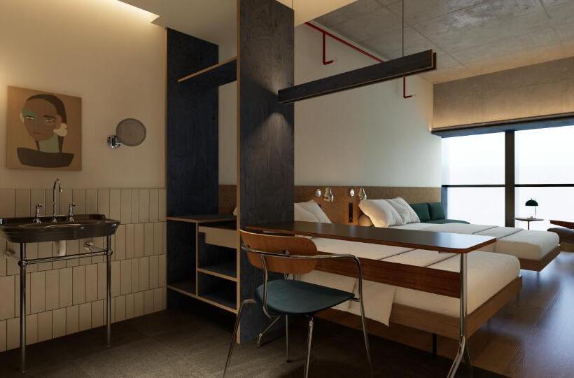 Номер Стандарт, 彼厅酒店hotel In Between