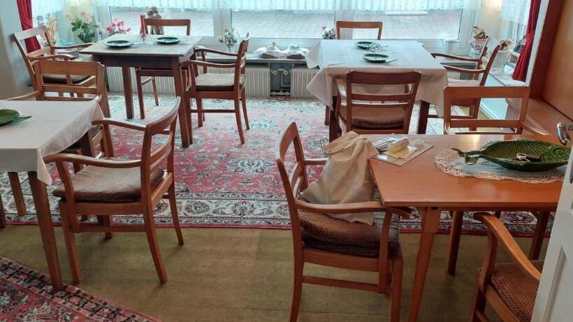 اتاق استاندارد یک نفره, Haus Deitje