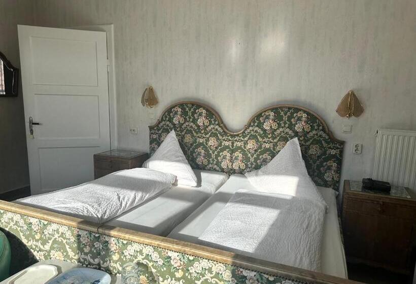 اتاق لوکس سه تخته, Haus Deitje