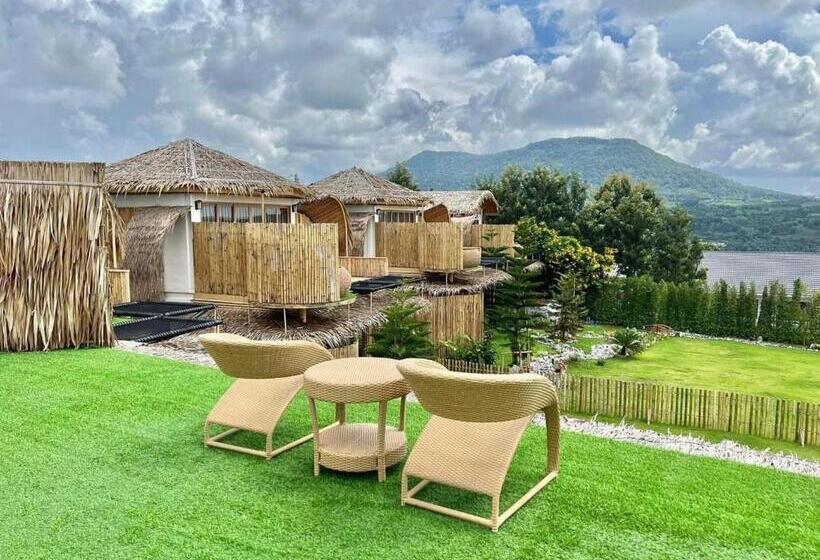 اتاق خانوادگی, Cirrus Valley Hill Resort
