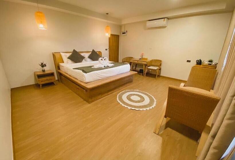 سوییت, Cirrus Valley Hill Resort