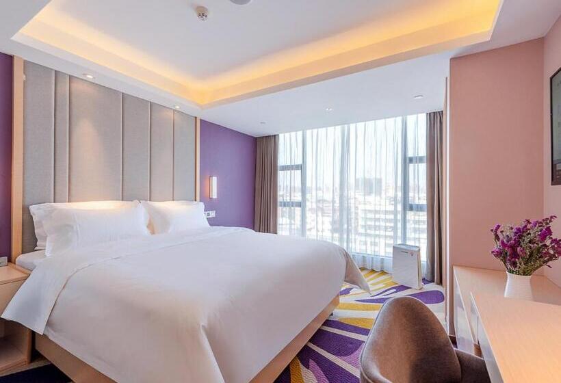 Номер Deluxe Кровать Кинг, Lavender Hotel   Foshan Gaoming Yingxin Plaza Branch