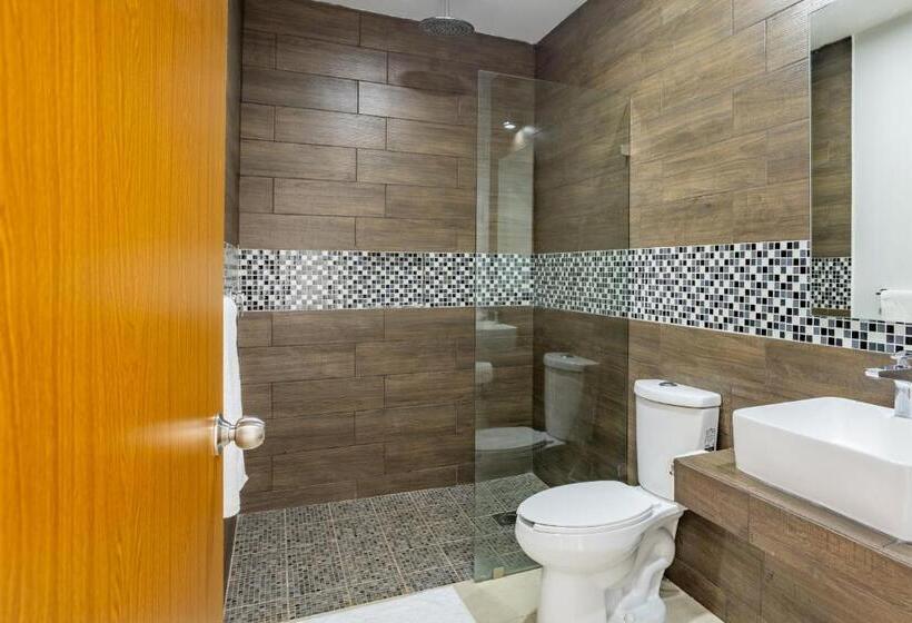 اتاق استاندارد چهار تخته, Winday Hotel Express