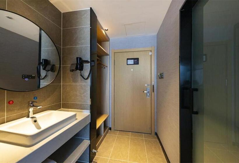 Номер Стандарт, Thank Inn Plus Xinyang Gushi Liaocheng Avenue