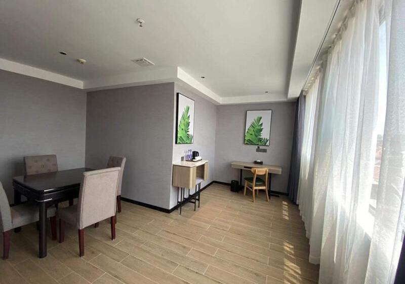 Люкс, Thank Inn Plus Xinyang Gushi Liaocheng Avenue