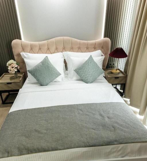 Люкс, Leaf River Suites