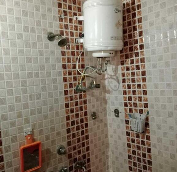 Трехместный Номер Классика, Oyo 81193 Hotel Blue Moon