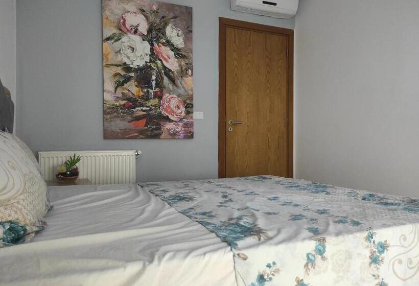 חדר סטנדרט, Room In Apartment   Refined Elegance Cite Les Palmiers