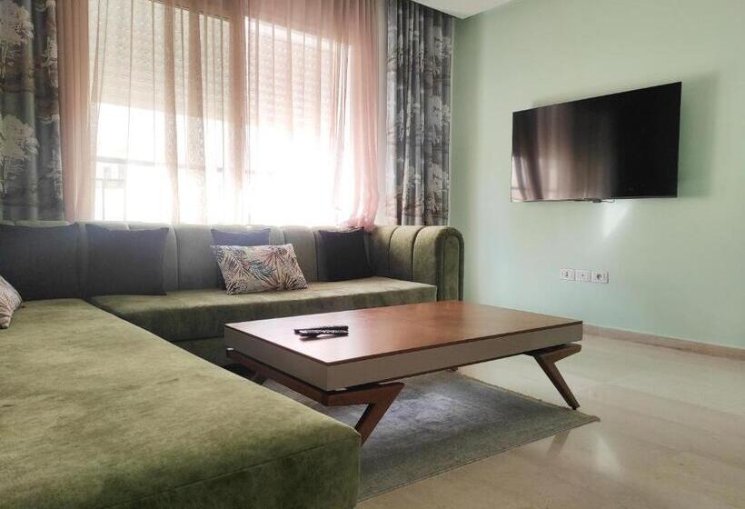 חדר סטנדרט, Room In Apartment   Refined Elegance Cite Les Palmiers