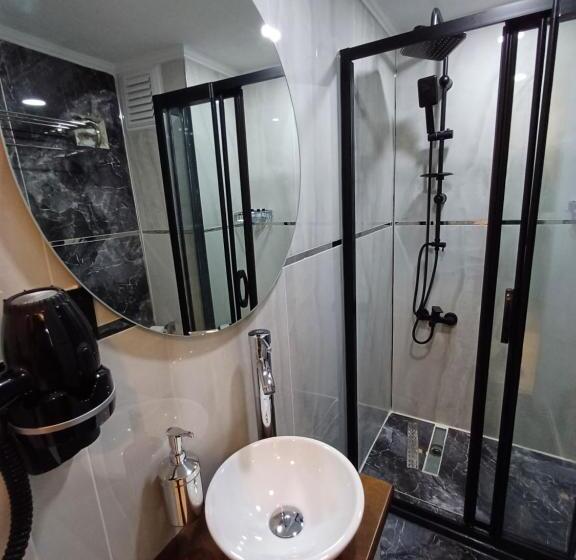 Quarto Estandar, White Palace Haliç