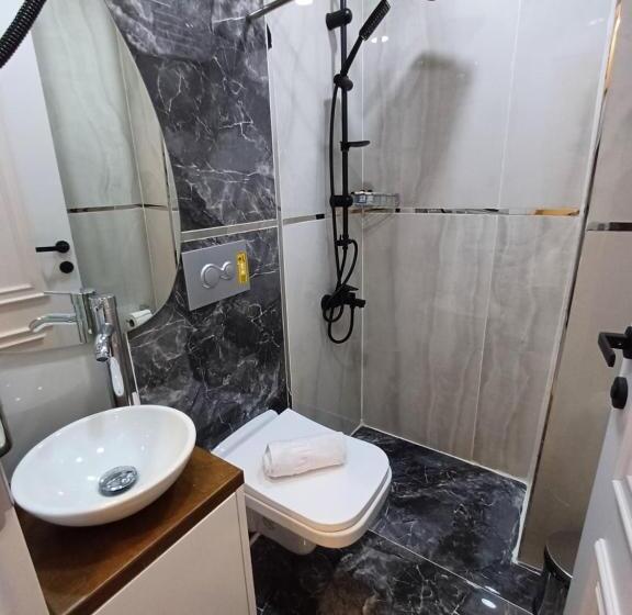Quarto Estandar Individual, White Palace Haliç