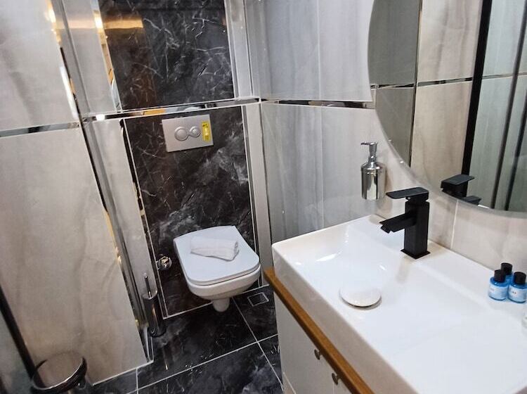 Quarto Triplo Comfort, White Palace Haliç