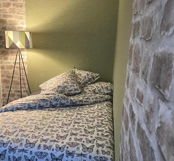 Студио Стандарт Вид на Сад, Business Appart Hôtel Montbéliard