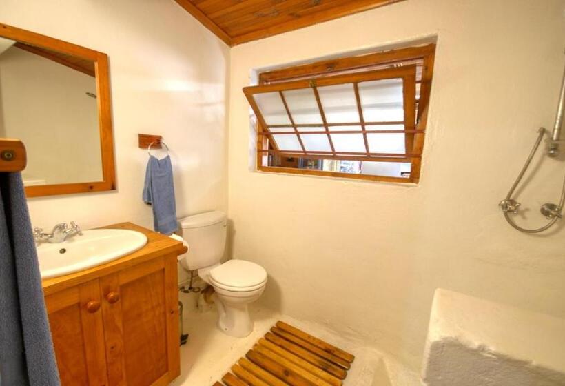 Семейный Номер, Suntouched Inn