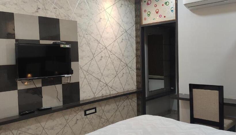 Семейный Номер Superior, Townhouse 1168 Hotel Sm Paradise