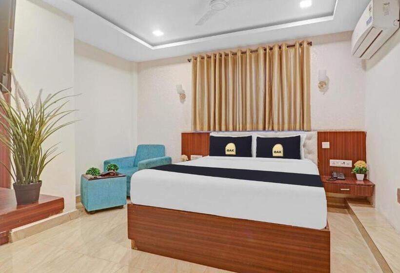 اتاق کلاسیک سه تخته, Townhouse Oak Hotel Rhythm