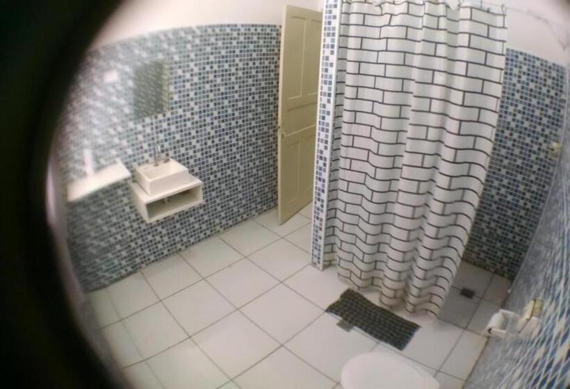 Номер Стандарт Четырехместный Совместный Санузел, Hostel Casa 6