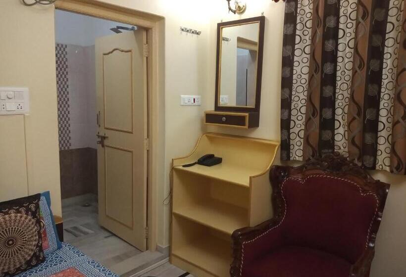 Номер Deluxe, Shining Fort