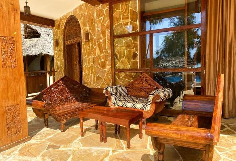 ویلای یک اتاق خوابه با استخر شنا, Cast Away Residence