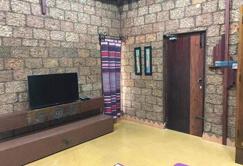 غرفة قياسية سرير كينج, Atulyam Farm
