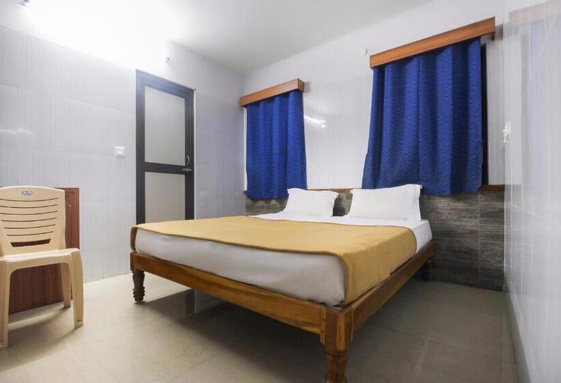 Номер Стандарт, Oyo 61145 Jks Deluxe Lodge