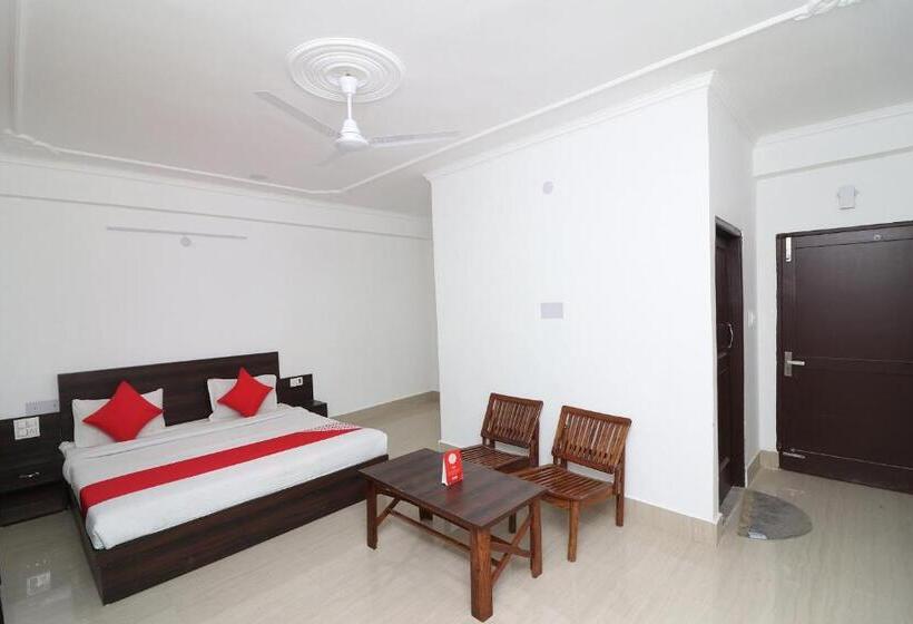 Трехместный Номер Классика, Oyo Hotel Asia Grand