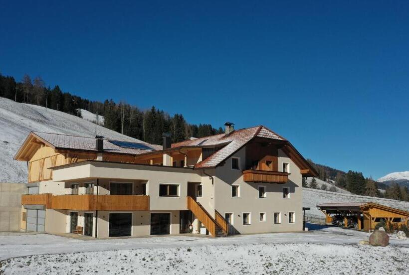 Апартаменты 1 Спальня, Almresidenz Unterrain Zum Hartl  1 Km By Car Distance Ski Slopes Kronplatz