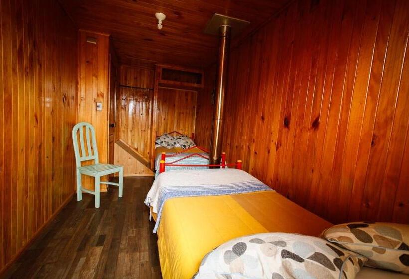 اتاق لوکس, Hostel El Alcazar