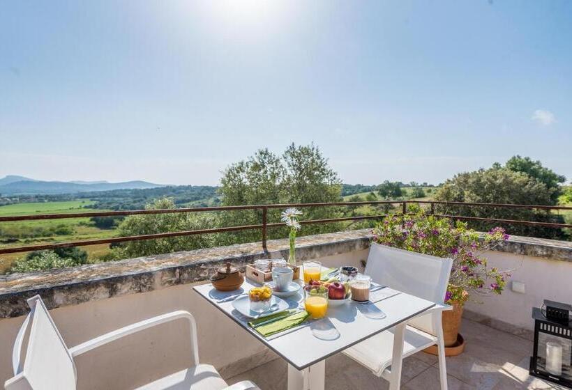 سوییت جونیور, Cas Cabo Nou Agroturismo Adults Only