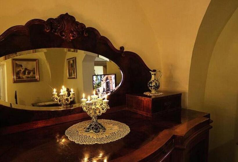 Семейный Номер, Fronius Boutique Residence