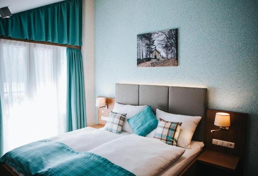 Семейный Номер, Gasthof Pension Luger