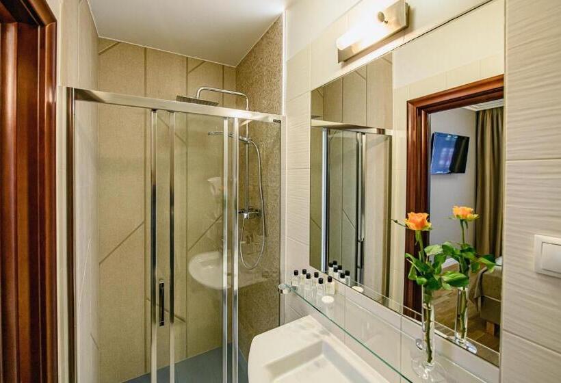 Номер Стандарт Трехместный, Villa Neve