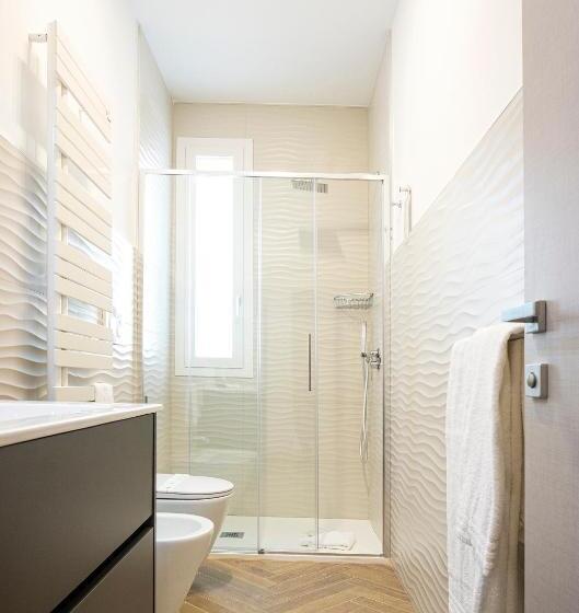 Apartamento 1 Dormitório com Sacada, Gobetti Apartsuite
