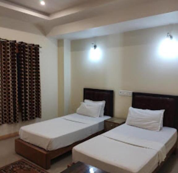 Номер Стандарт, Beena Residency And Restaurant Ayodhya